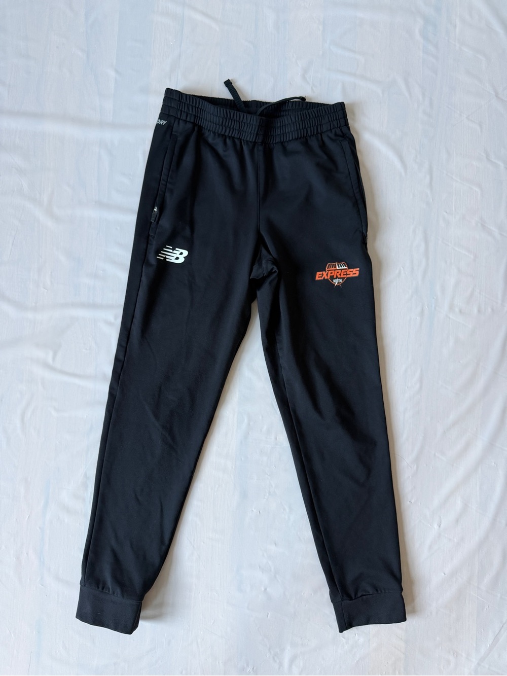 New Balance black Sweatpants Track Pants Joggers NB Dry zip pockets Youth YM